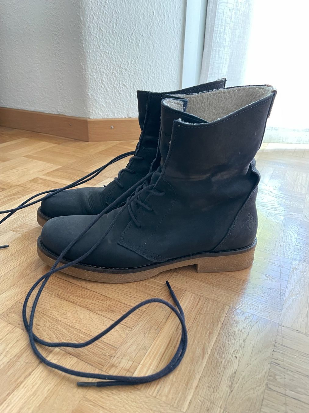 Chaussures femmes: Boots von "Sommerkind" – D'occasion à Lachen SZ par portbrin