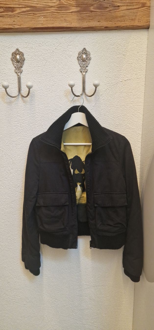 Jacken: Jacke – Gebraucht aus Reinach AG von Bodomia