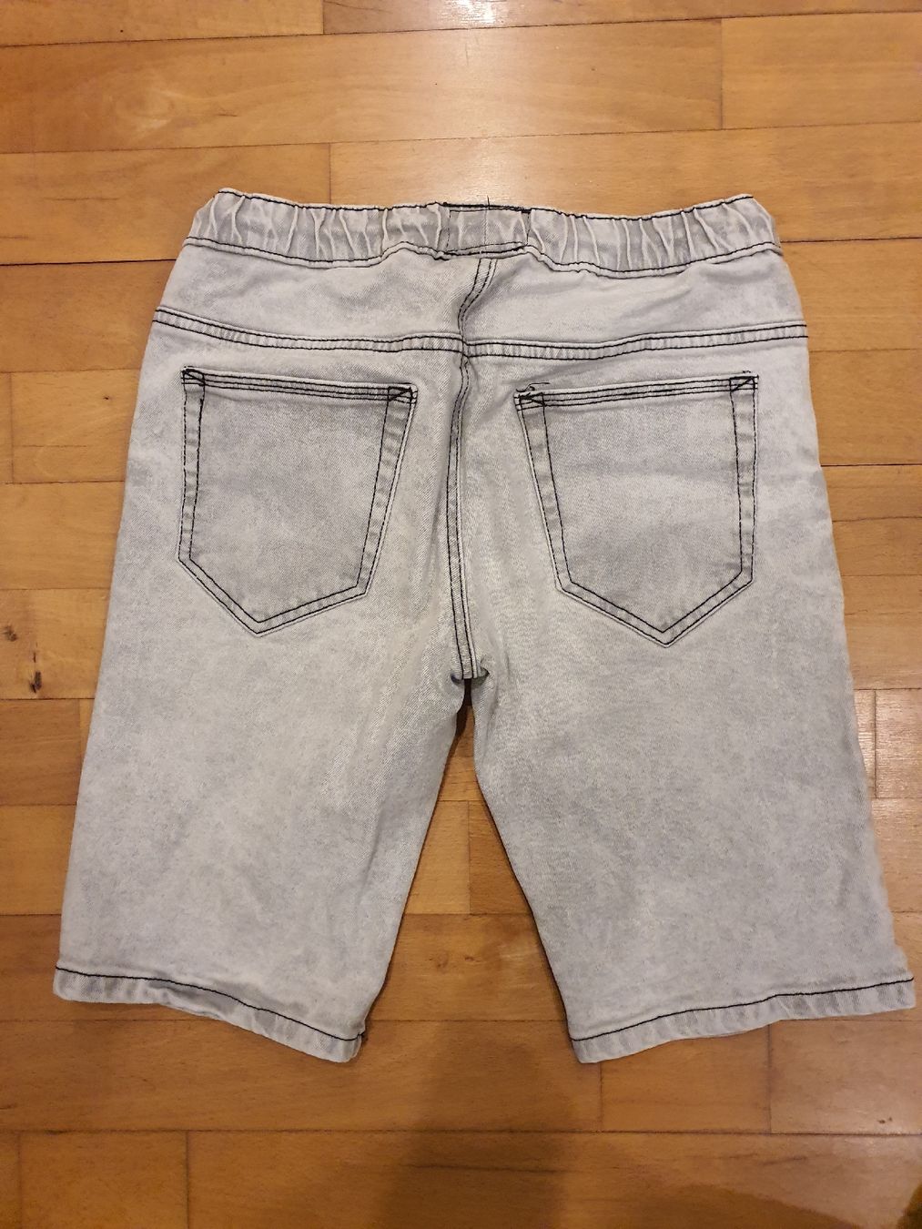Hosen: Kurze Kinderjeans, Gr.152 – Gebraucht aus Zürich von slvgen 2