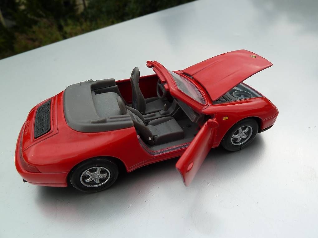 Modellini d'auto: Porsche 911 rot Cabriolet – Usato da Zürich venduto da Ro80 2