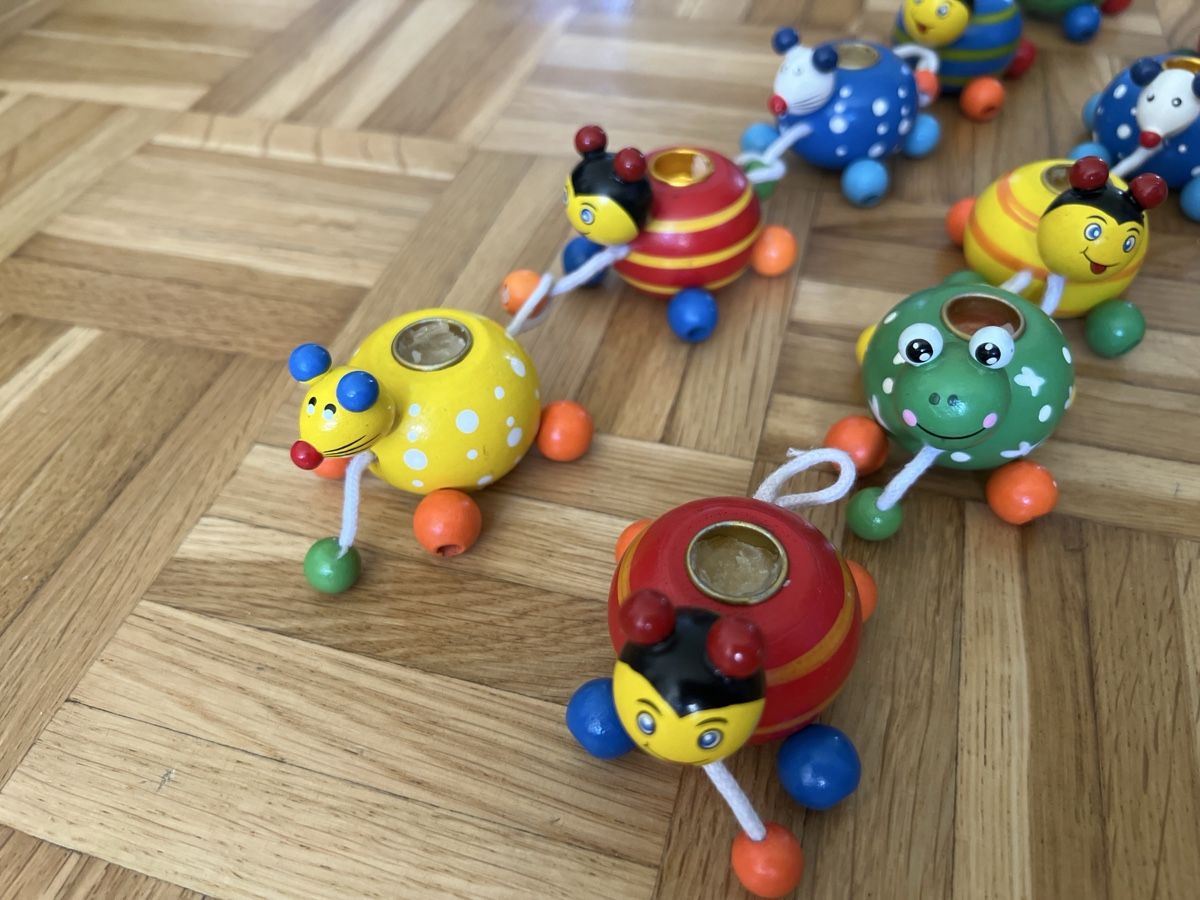 Toutes les décorations: Kinder-Geburtstags-Polonäse – D'occasion à Zuchwil par Commander0 1