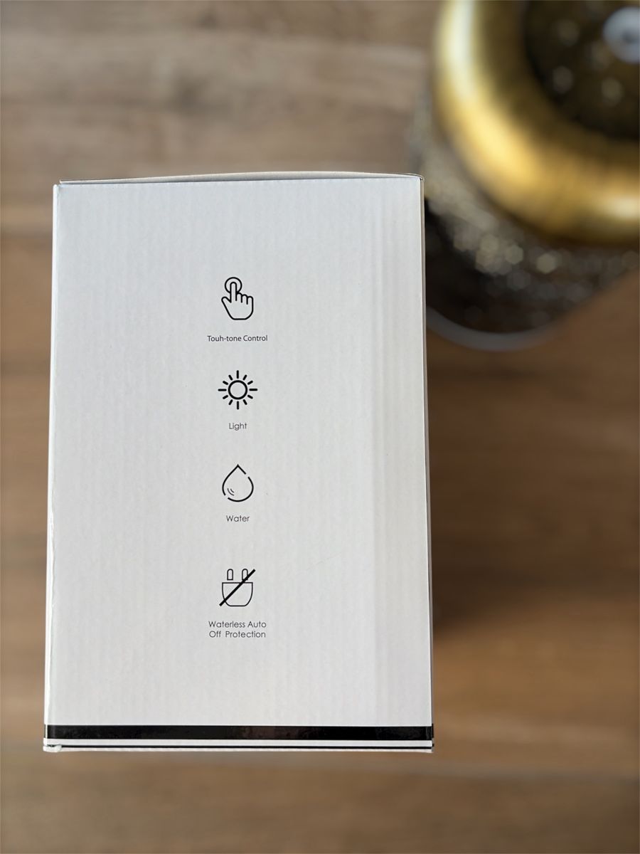 Diffusori di oli essenziali: Aroma Diffuser Lampe Gold Metall-Look. Originalverpackung – Nuovo e nell'imballaggio originale da Thundorf venduto da paglialongamaria 1