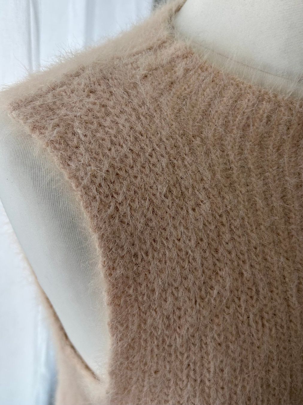 Zara Maglioni & Felpe: Wie neu: Zara Strickpullover, Pullunder S 36 flauschig beige – Usato da Zürich venduto da DepotCharity 4