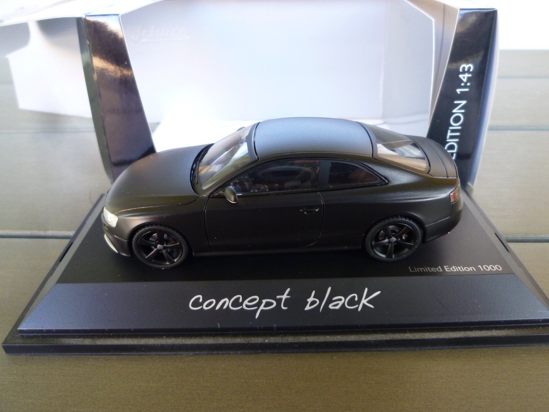 Audi Modellini d'auto: Audi RS5 "concept black" – Nuovo e nell'imballaggio originale da Flawil venduto da Imperiosud 1