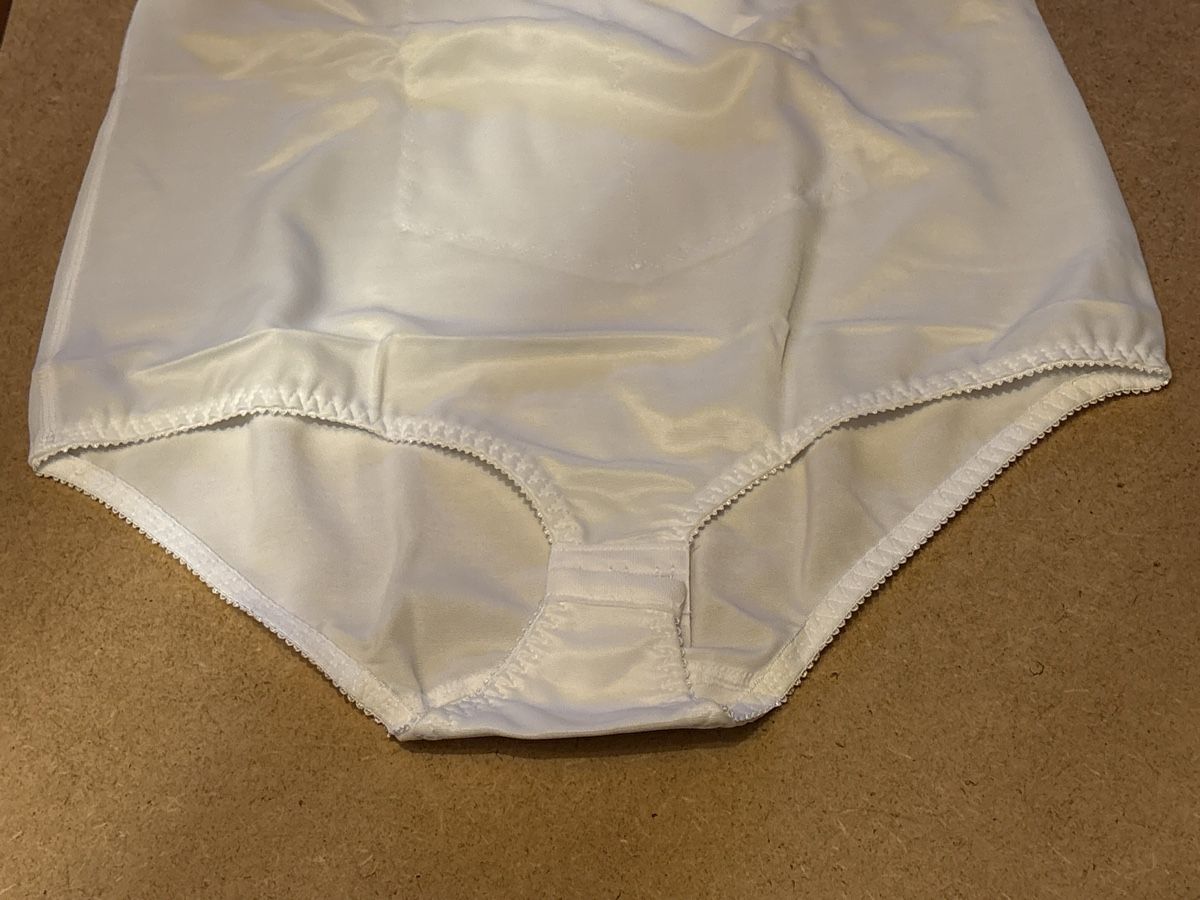 Altra biancheria intima: Kompressions Unterbrust Body – Nuovo (secondo la descrizione) da Rümlang venduto da Sambas19 3