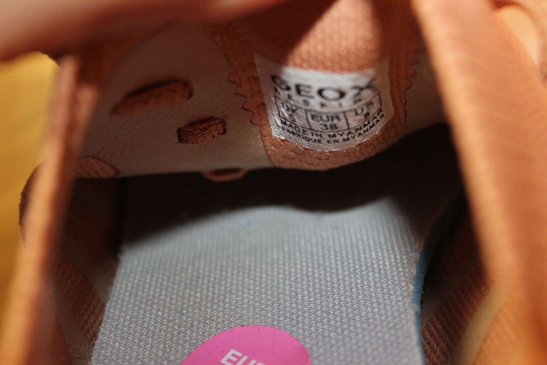 Geox Scarpe da donna: Geox Damen-Sneaker, Gr. 38 – Nuovo (secondo la descrizione) da Basel venduto da Mila_Graf 6