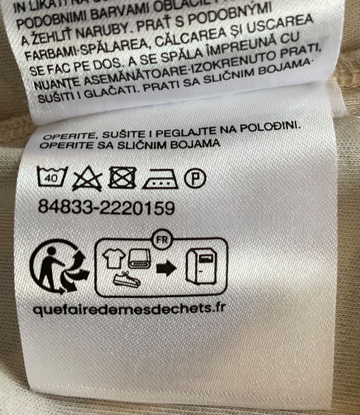 C&A T-shirt: T-shirt C&A off white et bleu – Nuovo (secondo la descrizione) da Corseaux venduto da Mililaforet75 3