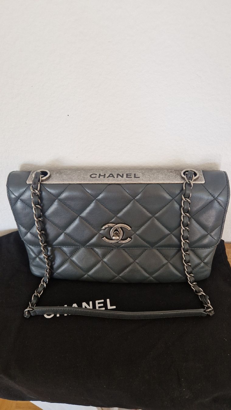 Chanel Taschen für Damen: CHANEL Medium 'Trendy CC' flap bag – Gebraucht aus Emmenbrücke von graupersakatze