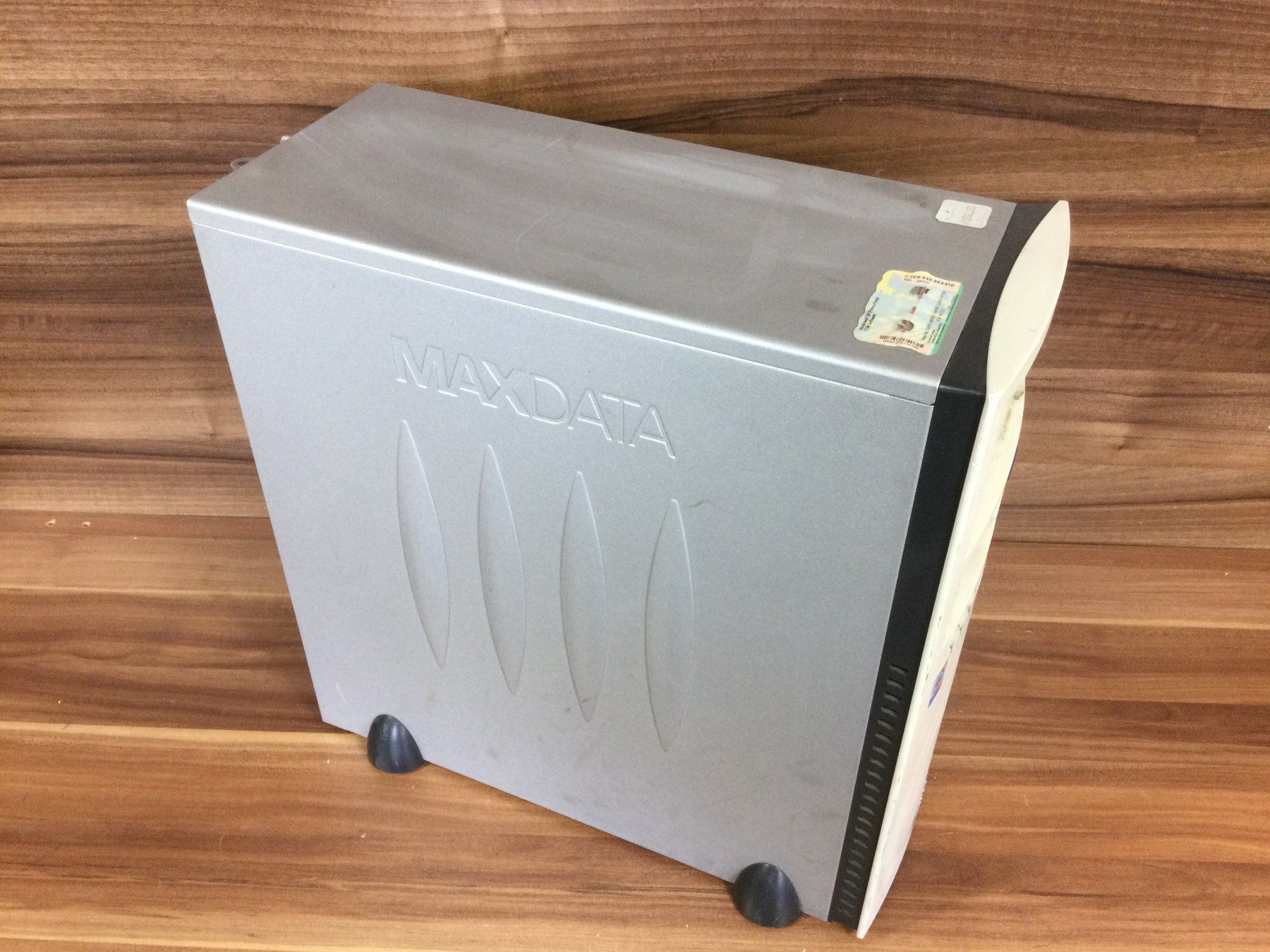 PCs: Gebrauchter Retro PC  MaxData  Pentium 4 – Gebraucht aus Wangen SZ von kuriosum12 2