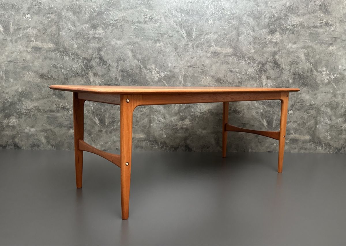 Tavoli: Dänischer Teak Couchtisch 1960er Coffee Table restauriert – Usato da Elsau venduto da Teak_Vintage 3