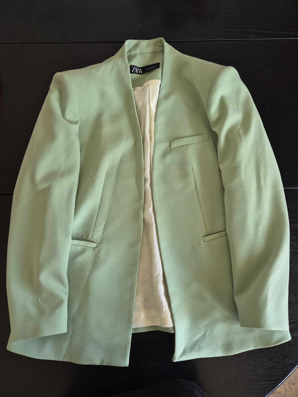 Giacche: 2x Blazer – Usato da Winterthur venduto da AH1291 1