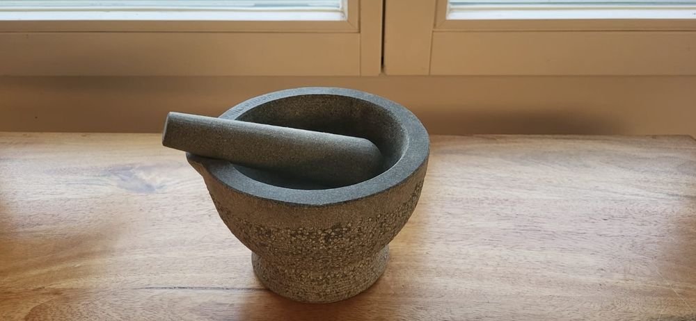 mörser aus Stein (Gebraucht) in Hittnau für CHF 10 – nur Abholung auf ...