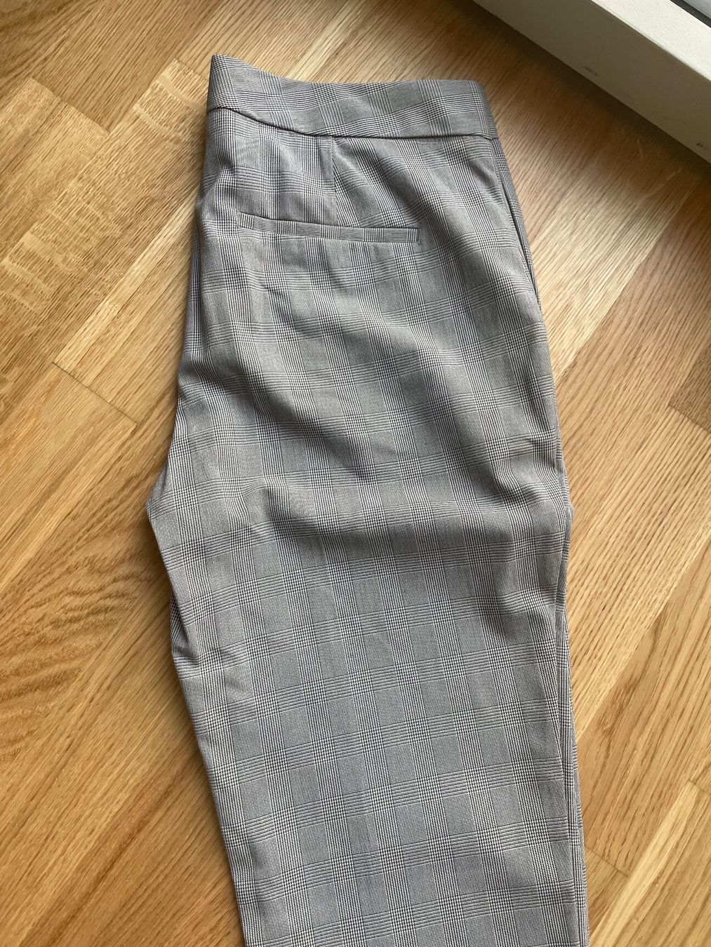 Zara Pantalons: Karierte Zara Hose 36 – D'occasion à Dübendorf par VSAngel 3