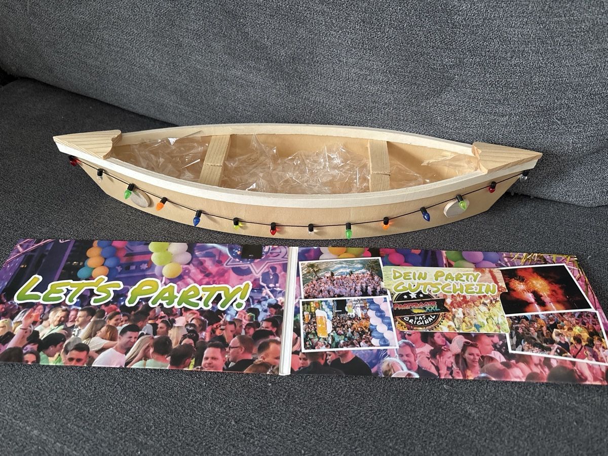 Buoni: Gutschein 200.- Party auf dem Boot – Nuovo e nell'imballaggio originale da Ibach venduto da JellyBeans99 2