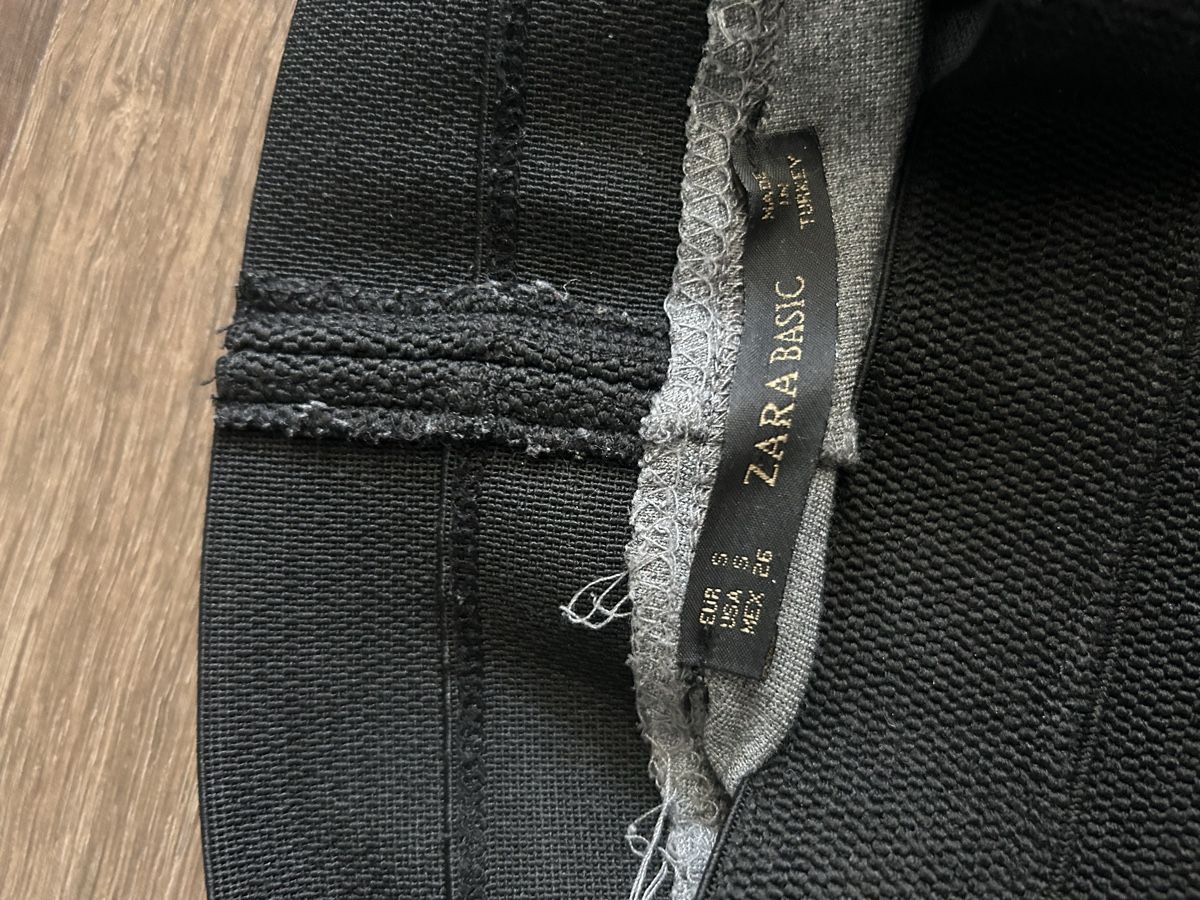Zara Leggings: Legging Zara gris – Gebraucht aus Bôle von sev_n85b 2