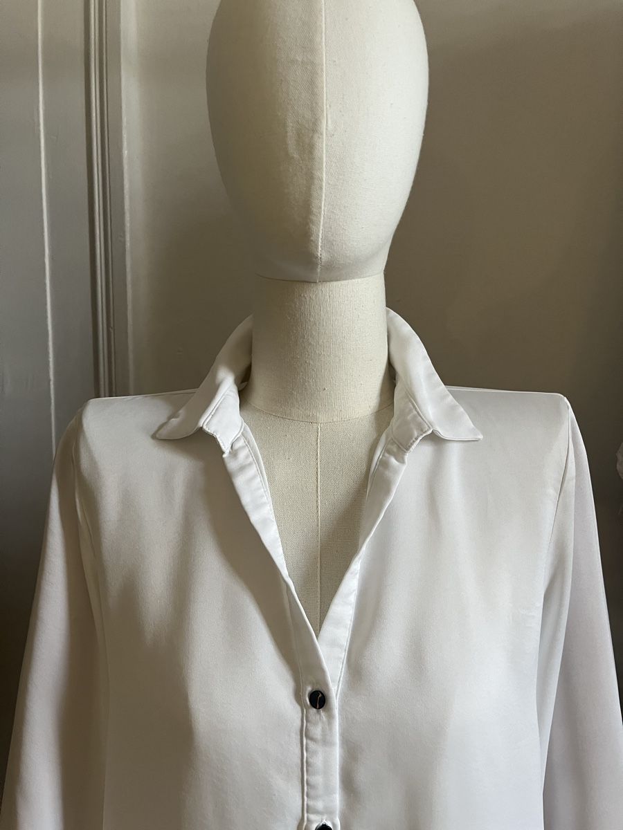 Zara Blusen: Elegant White Blouse: Flowing Sleeves , size M – Gebraucht aus Zürich von Melina.A 2