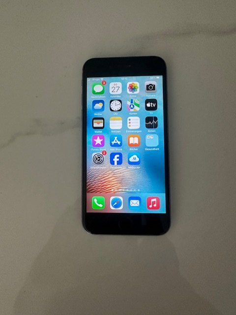 Apple Portables: Apple iPhone 6s – D'occasion à Pfäffikon ZH par thf_rqs2