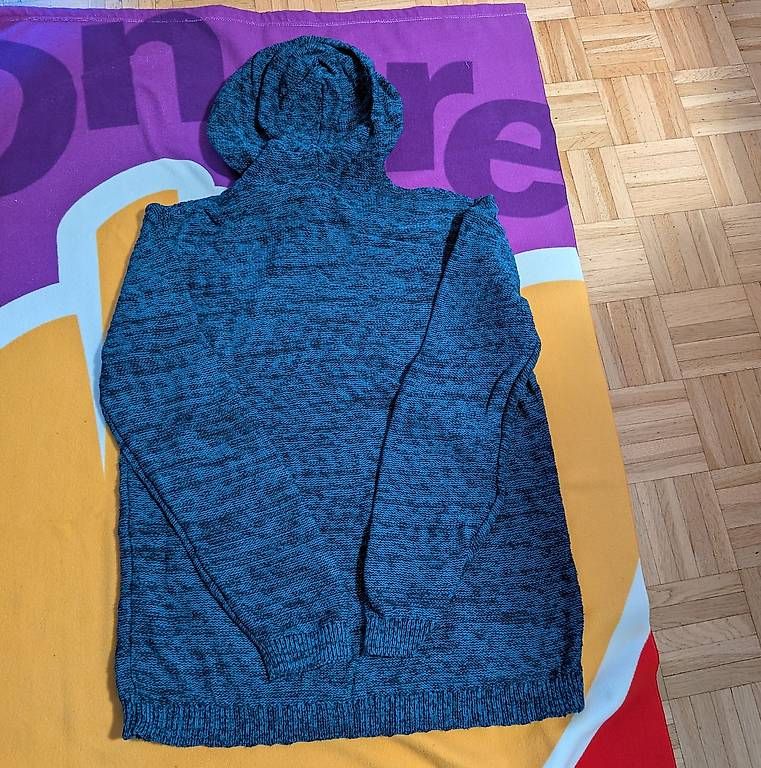 Lotti di vestiti: Kleiderpaket leichte Jacken und Pullis – Usato da Oberglatt ZH venduto da mun_hr7x 3