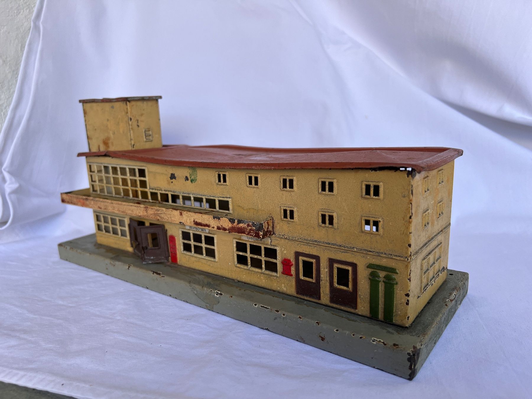 Märklin Modellini di ferrovie: Bahnhof alt Märklin – Usato da Männedorf venduto da Franzflo 1