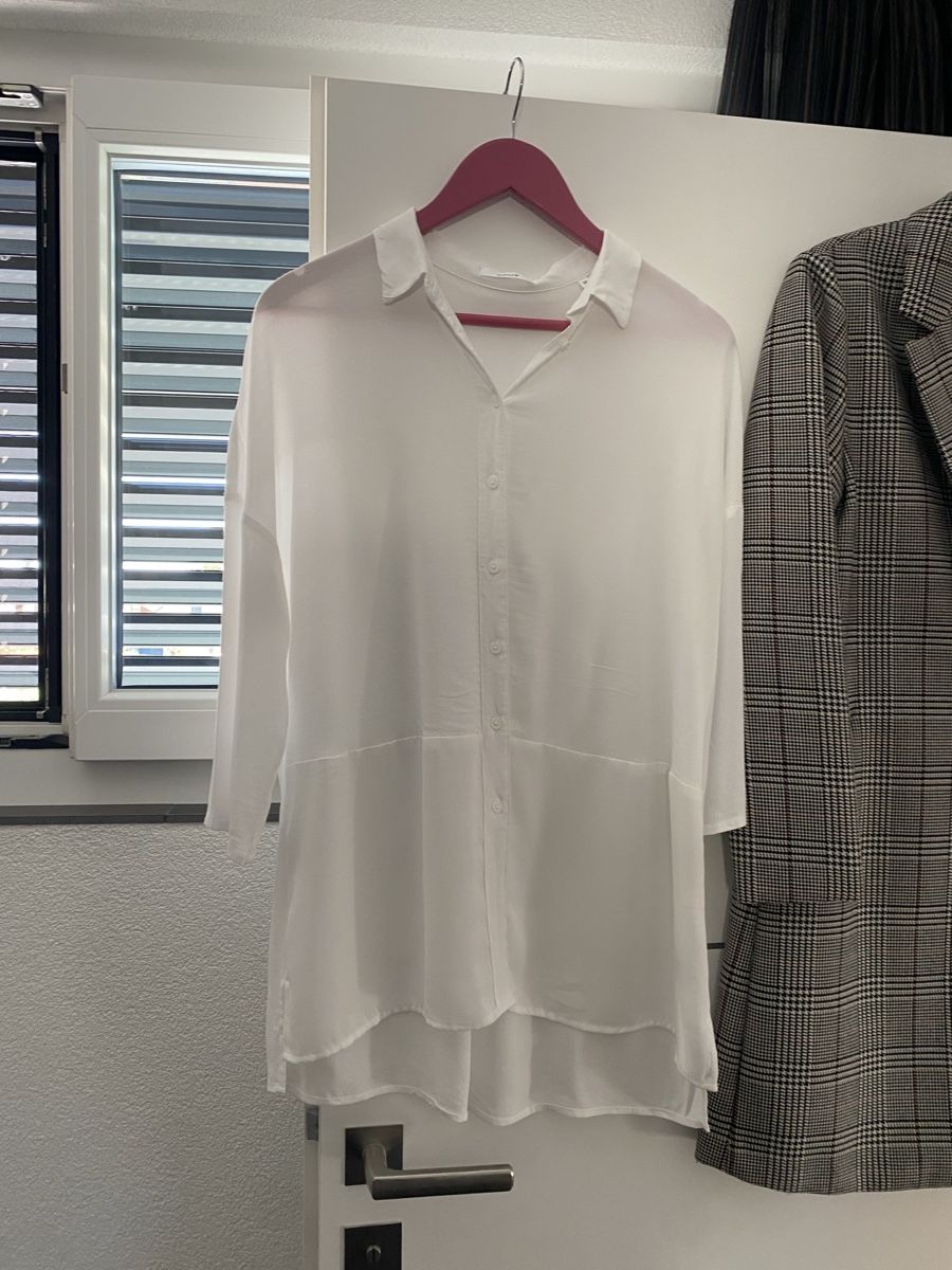 Lotti di vestiti: Grosses Marken Kleiderpaket Grösse 36 – Nuovo (secondo la descrizione) da Zihlschlacht venduto da Elburro4 4