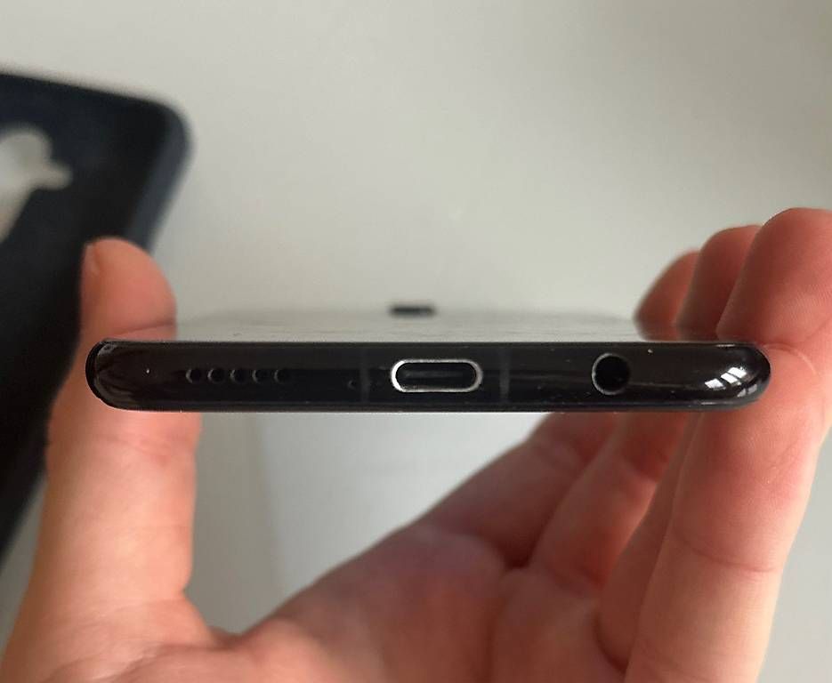 Portables: Huawei Mate 20 lite – D'occasion à Wallenwil par Britishbulldog 2