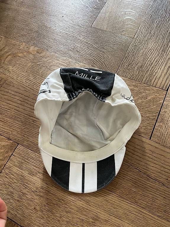 Hüte, Mützen & Caps: Velo Cap Assos weiss schwarz – Gebraucht aus Basel von helger 1