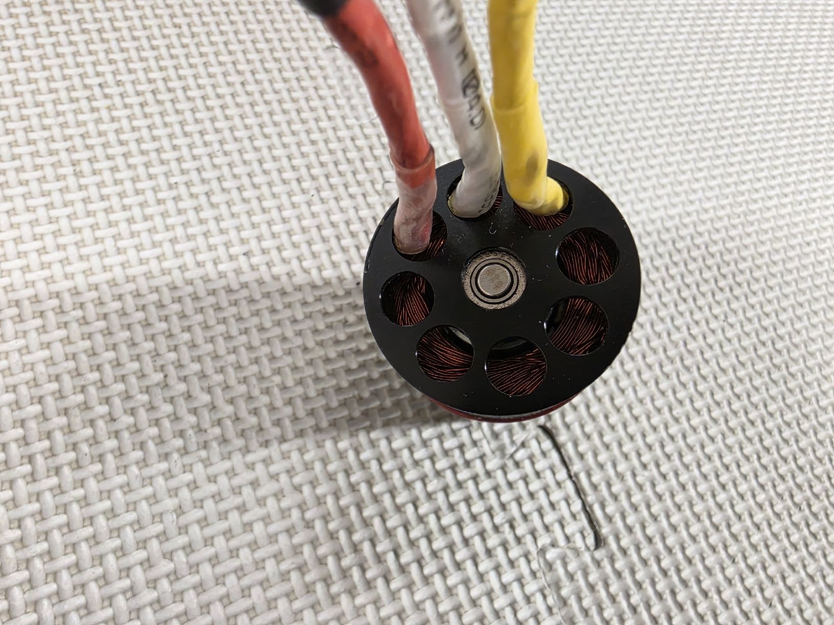 Modellismo RC: HET Typhoon 700-68-2100KV – Usato da Rupperswil venduto da CrocoBlade 1