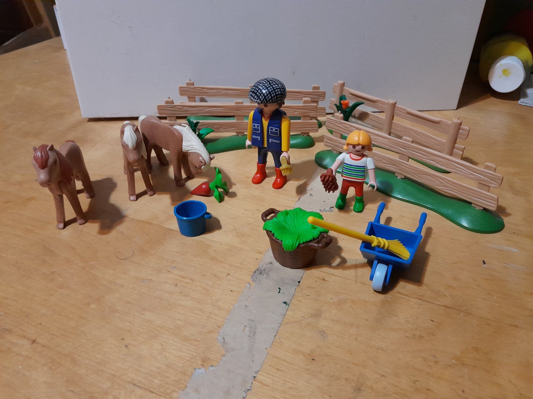 Playmobil Spielzeuge: Playmobil Ponys/poneys – Gebraucht aus Grolley von Montana78