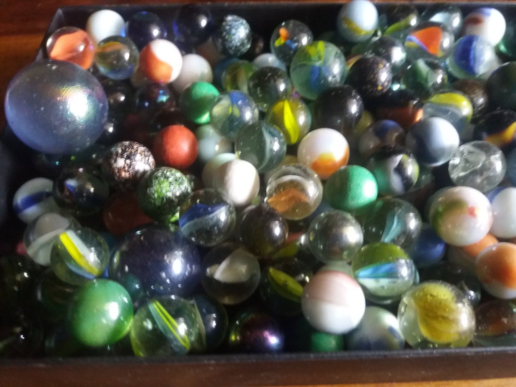 Biglie: Lot de 1 kg de billes de collection – Usato da Meyrin venduto da toutatis 1