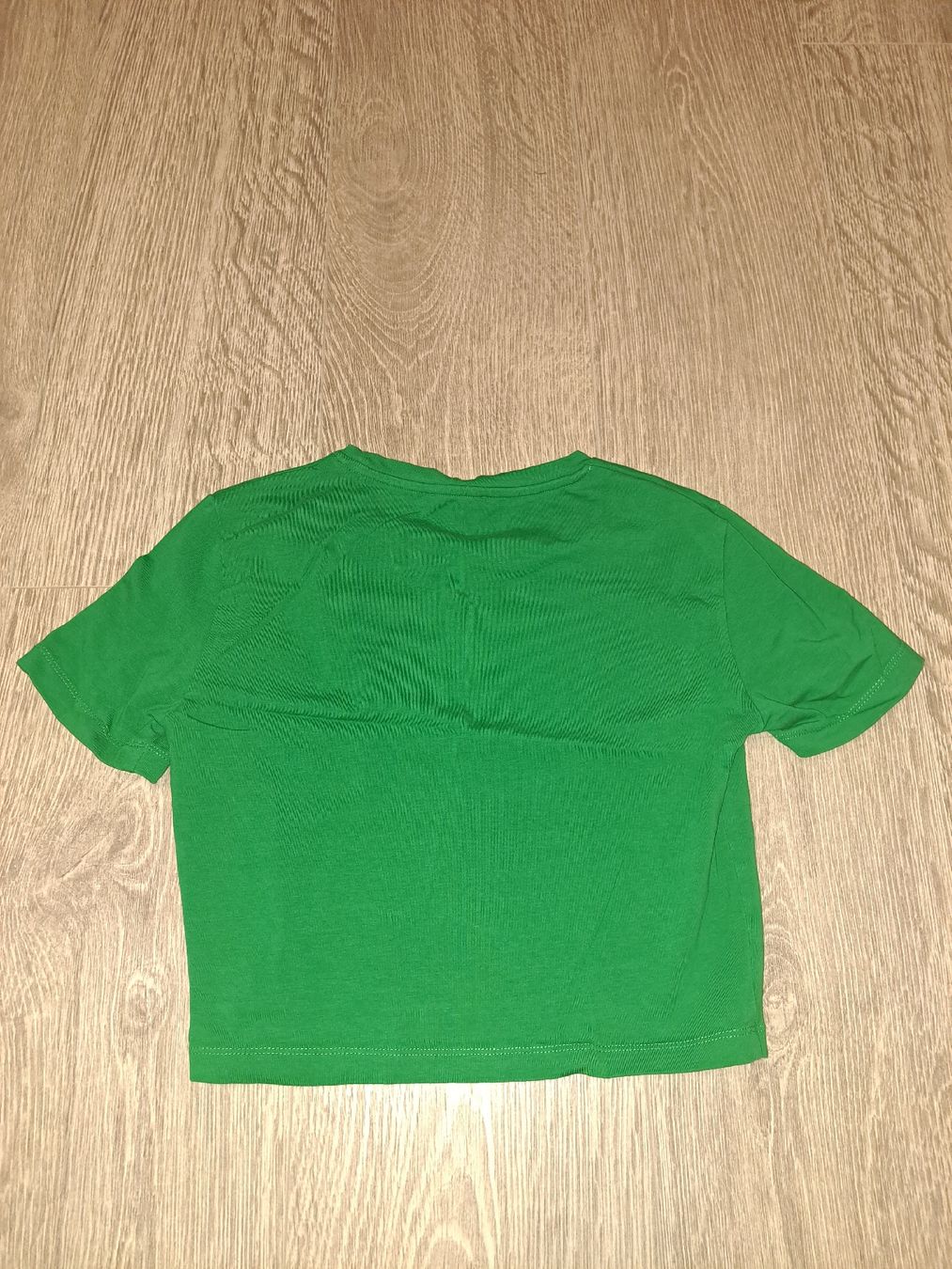 T-Shirts: Grünes T-shirt, Gr. M – Gebraucht aus Wetzikon ZH von secondhandsfashion 1