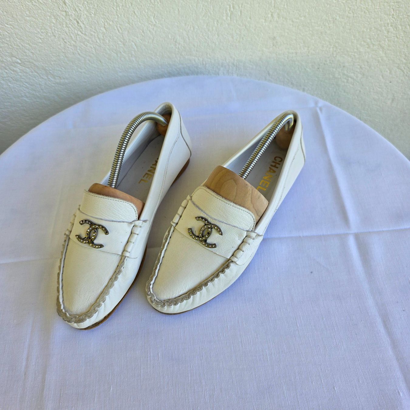 Scarpe da donna: Elegante weiße Leder-Loafer Gr. 39 – Usato da Wald ZH venduto da CapLux 2