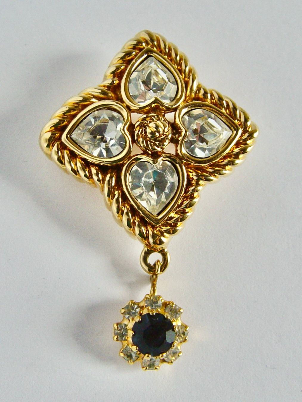 Gablonzer Spille & Fermagli: Vintage Modeschmuck Brosche vergoldet – Usato da Henggart venduto da elsternwerk 1
