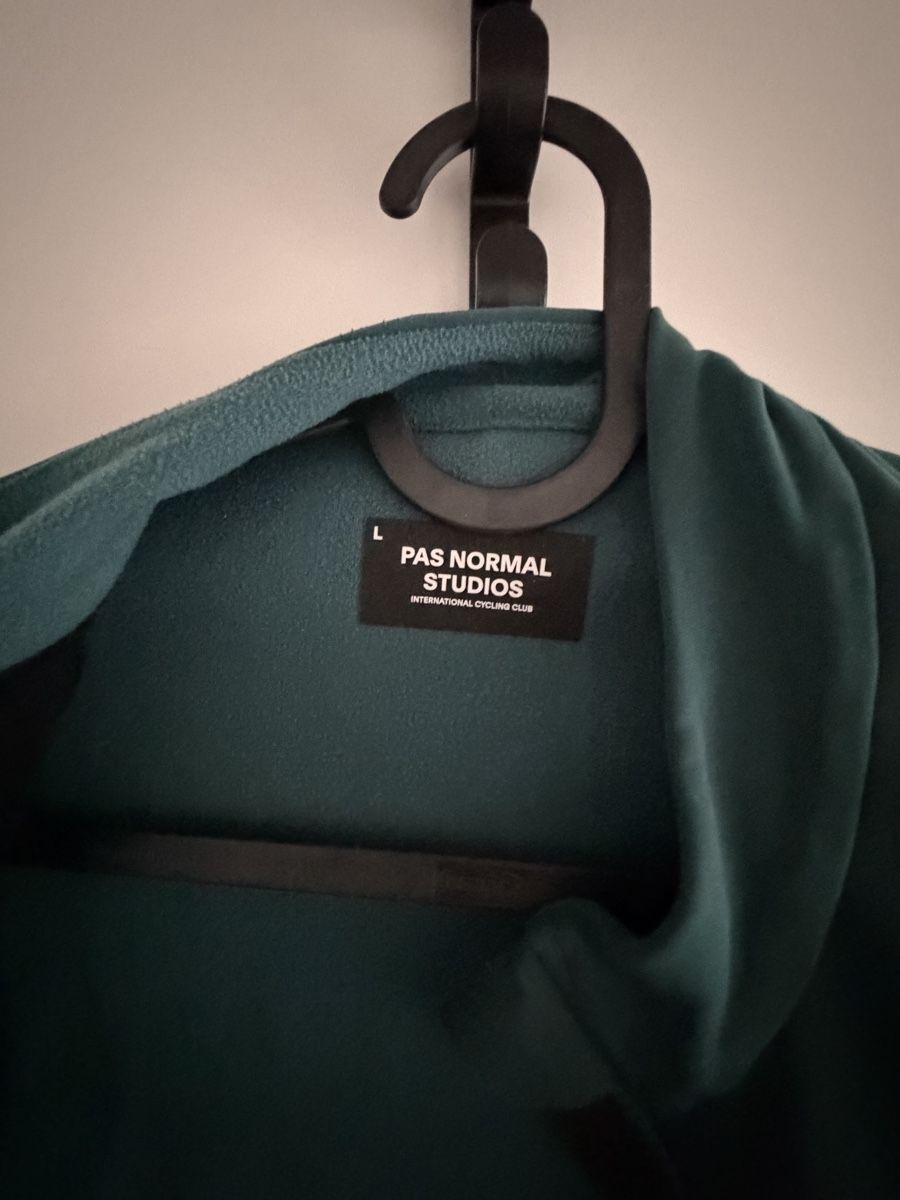Pas Normal Studios Canottiere & Pantaloni: Pas Normal Studios L Winter Jersey – Usato da Zürich venduto da von_sj9s 6
