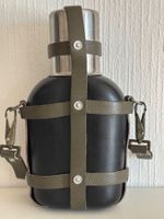 Gourde militaire Suisse avec gobolet aluminium  harnais cuir
