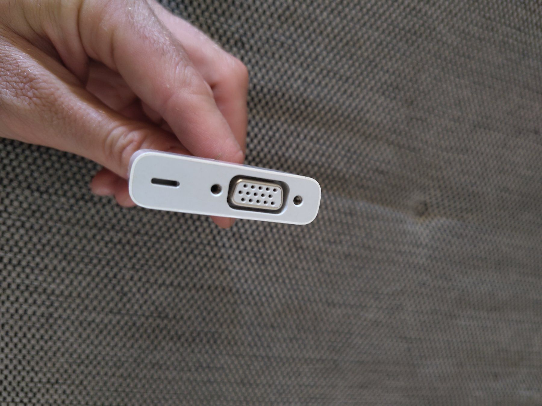 Apple Unità & Adattatore: Apple Lightning zu VGA Adapter (Model A1439) – Usato da Wohlen AG venduto da gnabbr 1