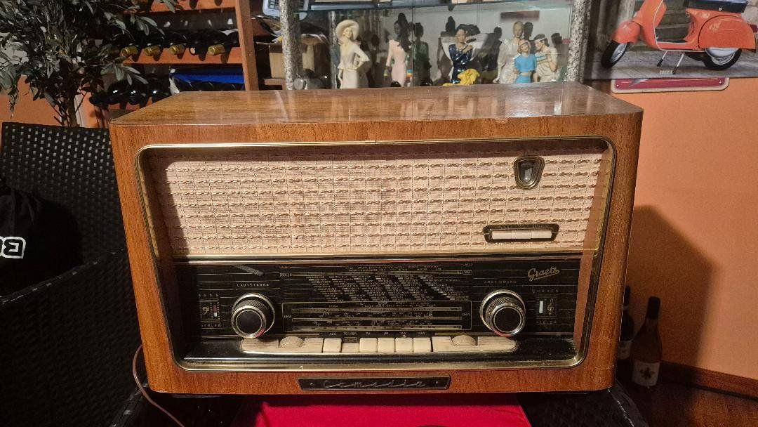 Radio: Antik Radio – Usato da Dallenwil venduto da out_fbn6 2