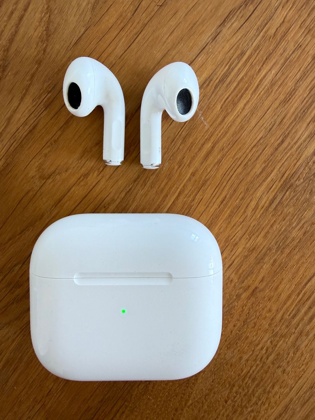 Apple Cuffie: APPLE AirPods 3 – Usato da Lausanne venduto da Nine1982 3