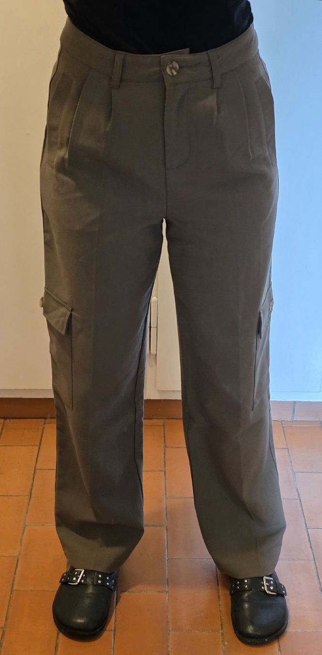 Pantaloni: Khaki Cargohose Gr. 36 von Page One – Nuovo (secondo la descrizione) da St Gallen venduto da vir_5kgt