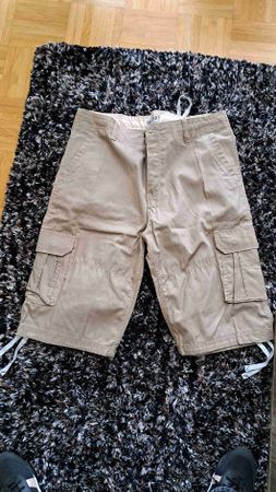 Short beige homme Mimmo taille 34, jamais porté, neufs