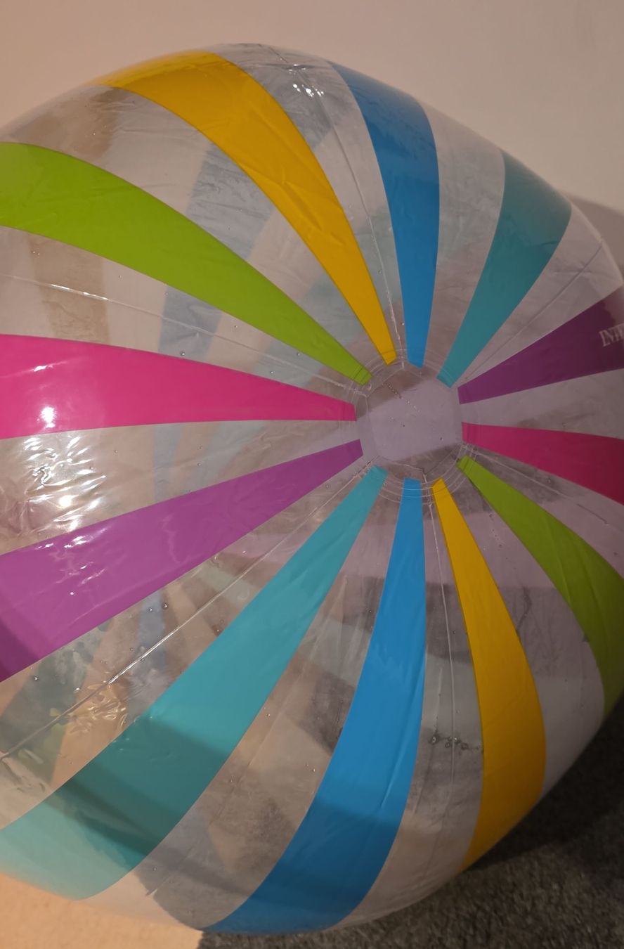 Spielzeuge: Schwimmball bunt Durchmesser ca. 60cm neu – Gebraucht aus Nottwil von Niggers007