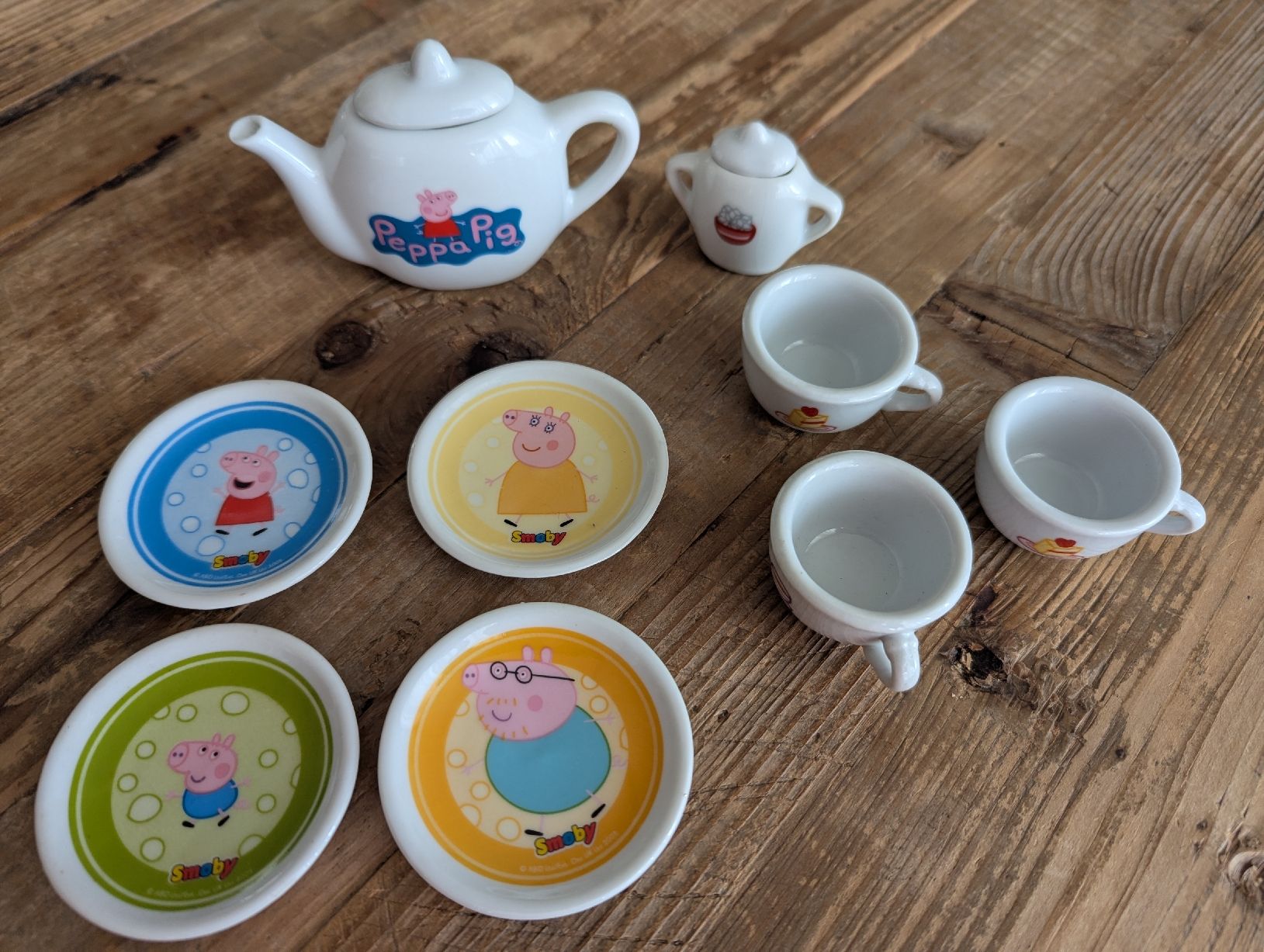 Set di piatti: Peppa Pig Porcelain Tea Set – Usato da Wallisellen venduto da Taurusit 1