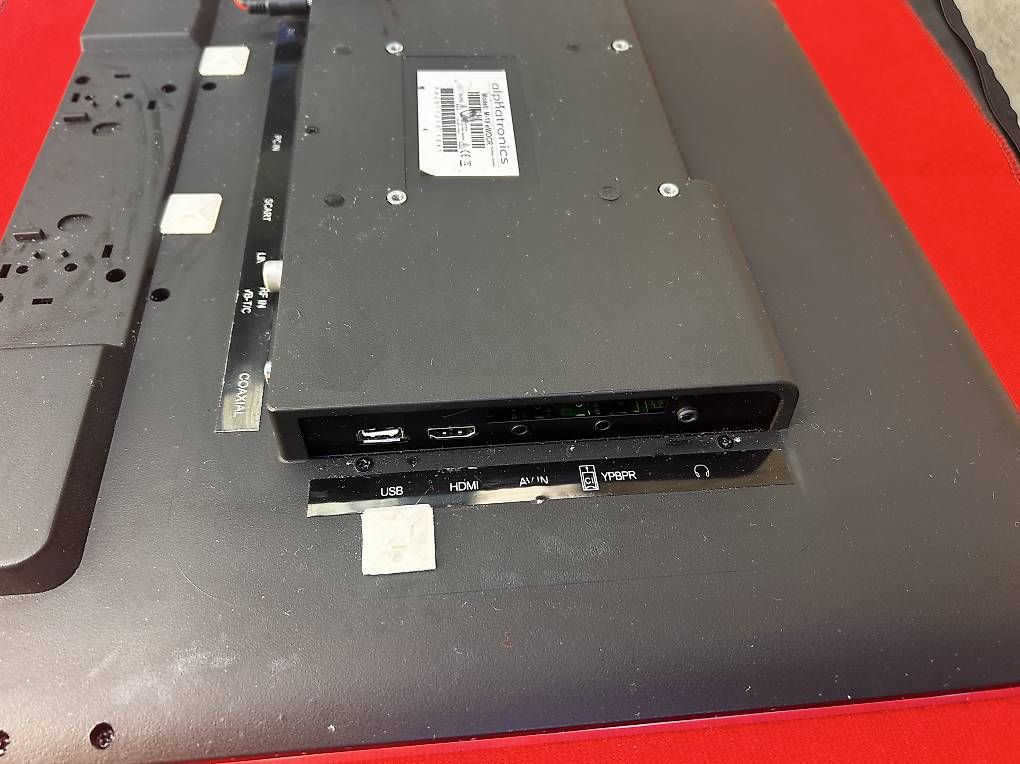Fernseher: TV per camper a 12 V 19 " – Gebraucht aus Avegno von pippo_olaf 2