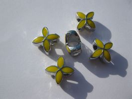 3 Grosslochperlen, Beads, Metallperlen Blüte, gelb