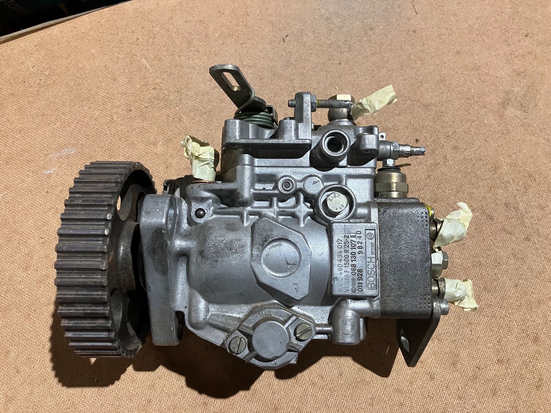 Tutti i ricambio: Einspritzpumpe Bosch, Verteilerpumpe – Usato da Knutwil venduto da mue_rf5h