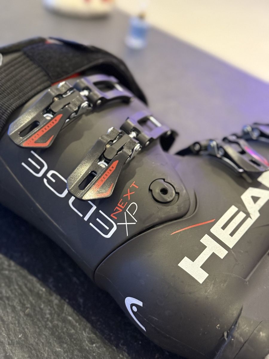 Head Scarpe da uomo: Neuwertige Head Skischuhe – Usato da Horriwil venduto da duesinei 1