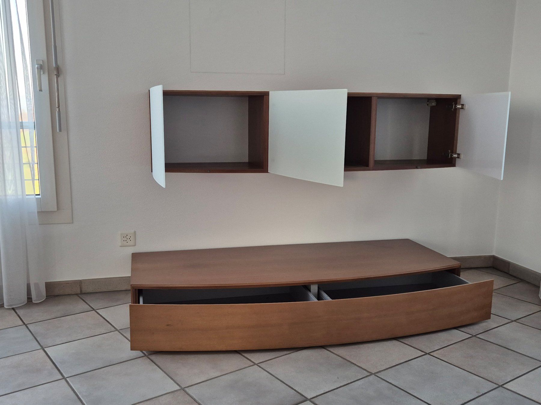 Cassettiere: Wohnzimmer Möbel – Usato da Schindellegi venduto da gw01 2