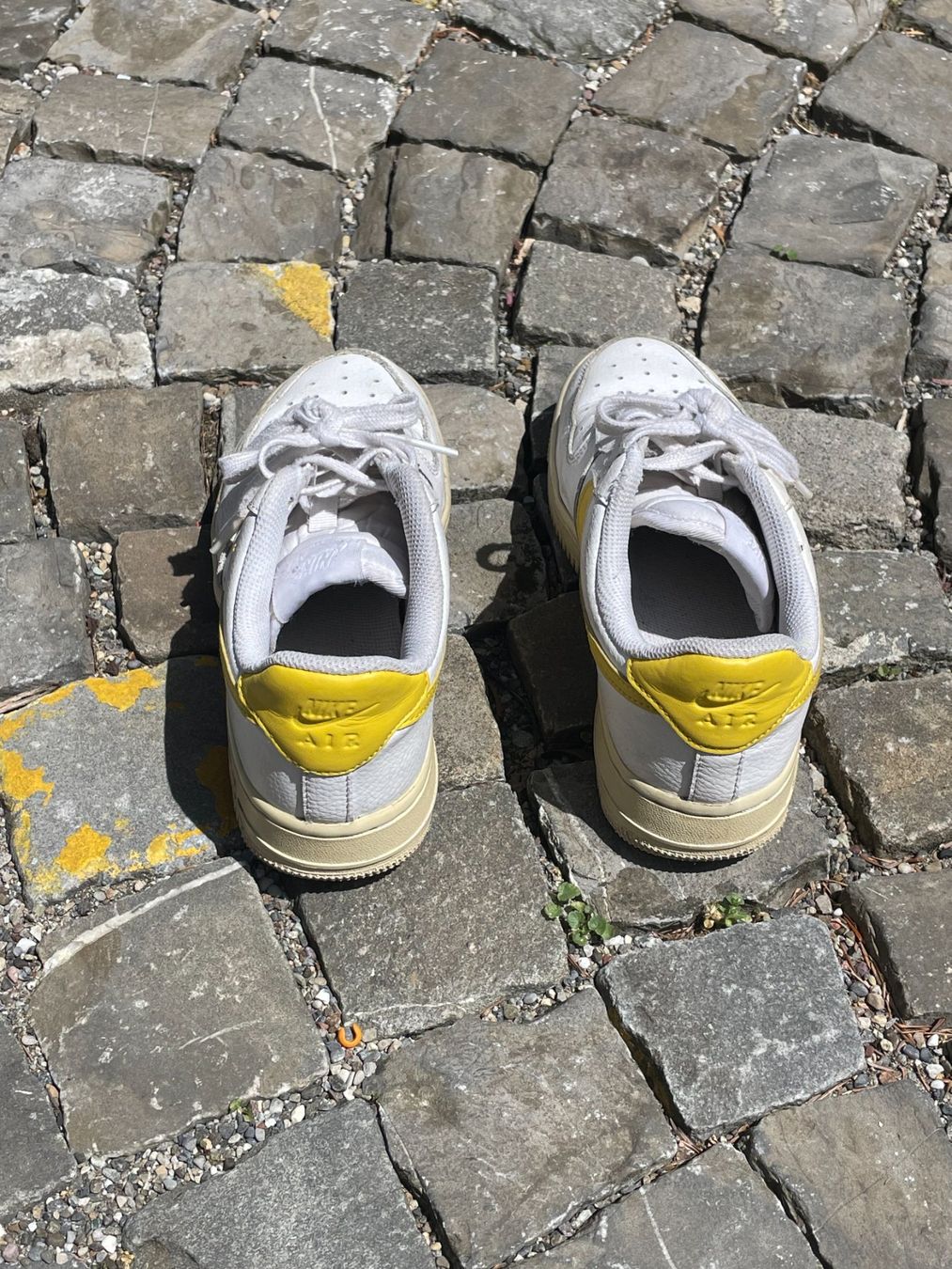 Nike Scarpe da uomo: Nike air force 1 – Usato da Zürich venduto da Chiara.la 2