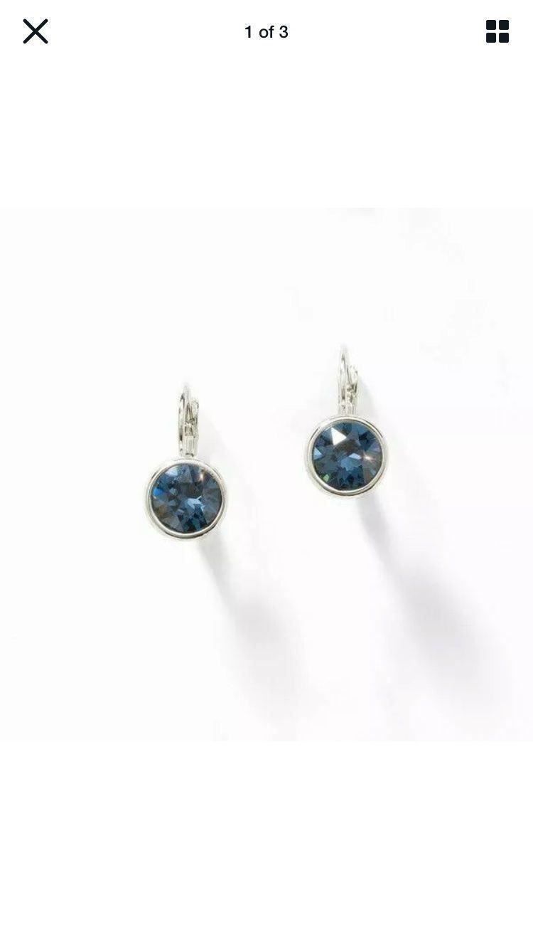 Ohrringe & -stecker: Swarovski Ohrringe (4111EF) – Neu und originalverpackt aus Adliswil von RedDelicious
