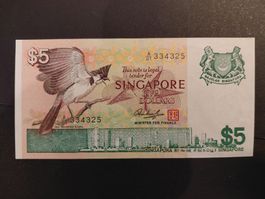 Singapore alte 5 $ Banknote, wenig gefalten, sehr schön
