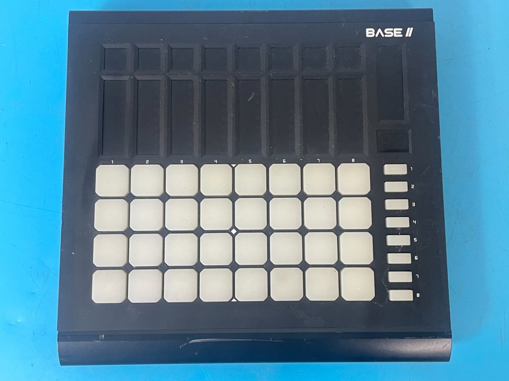 Console di mixaggio: Base Effekte Pad ohne Netzteil – Usato da Zürich venduto da leo_2k6j